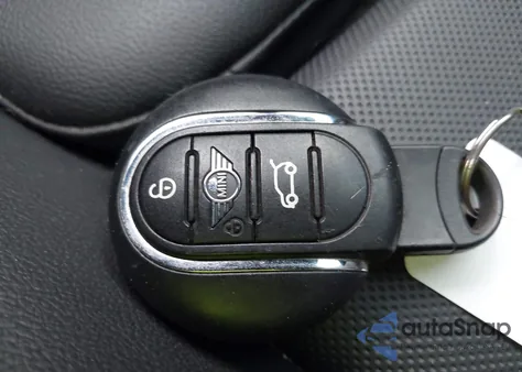 2019 Mini Countryman Cooper S z USA, uszkodzony, nr VIN WMZYT3C52K3E97222